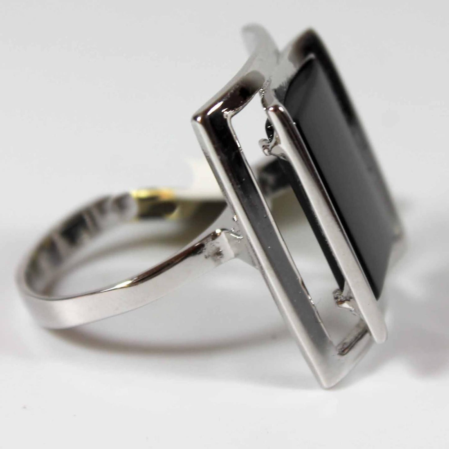Vintage Ring 1970s Genuine Onyx Rhodium Plated Silver Tone Cocktail Ring  #R327 - Limited Stock - Never Worn