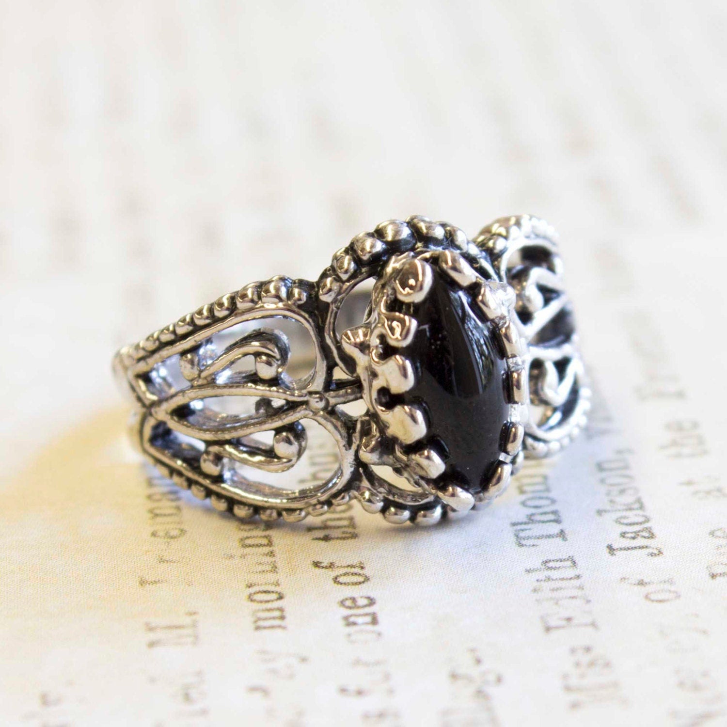 Vintage Ring Genuine Onyx Filigree Style 18k White Gold Silver Ring #R144 - Limited Stock - Never Worn