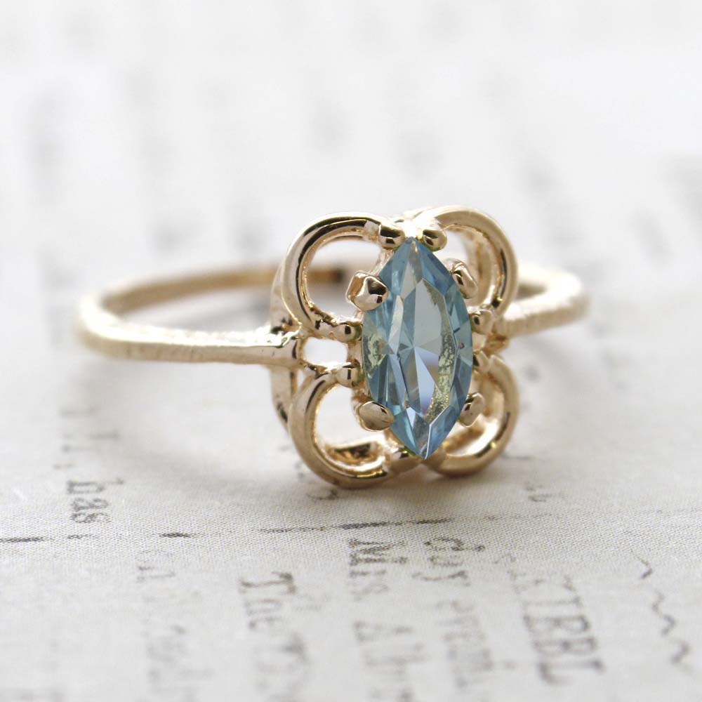 Vintage Jewelry Aquamarine Crystal Cocktail Ring Plated in 18k Gold Electroplate March Birthstone Made in the USA