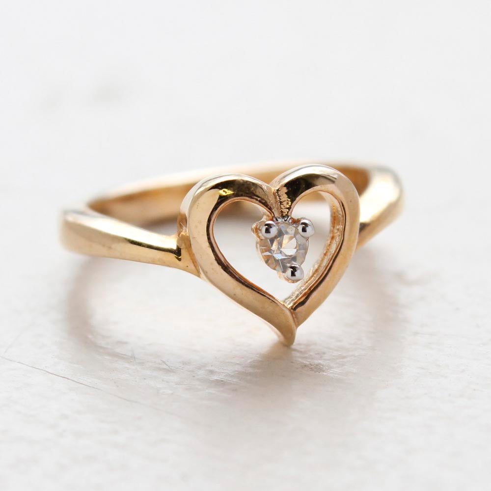 Vintage 1970s Austrian Crystal Heart Ring 18k Yellow Gold Electroplated Made in the USA