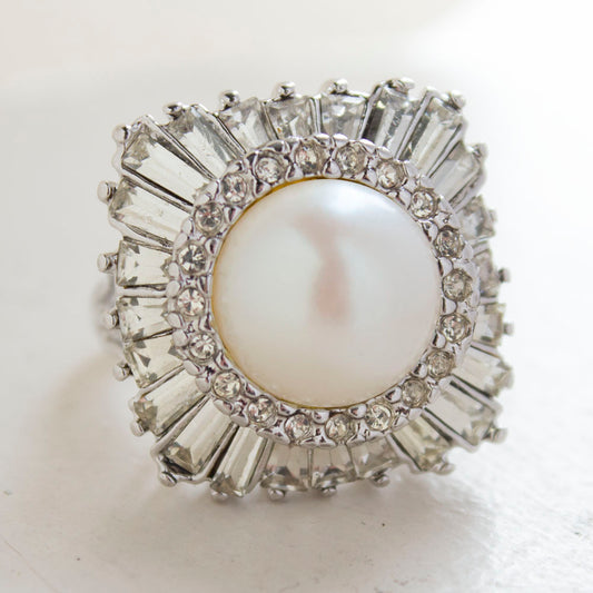 Vintage Ring Pearl Surrounded by Clear Austrian Crystals 18kt White Gold Electroplate Made in the USA