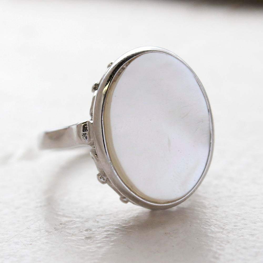 Vintage Mother Of Pearl 18kt White Gold Electroplated Ring Made in the USA